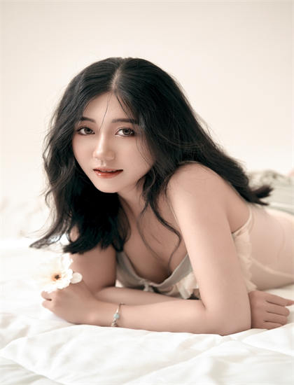 一个可疑的员工社会批判视角标杆式的：现实问题与批判意识分析，卫视热播